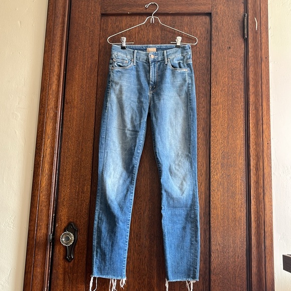 Mother High Waisted Looker Ankle Fray Jeans in Jumping Off Swings Size 25 - Picture 3 of 15